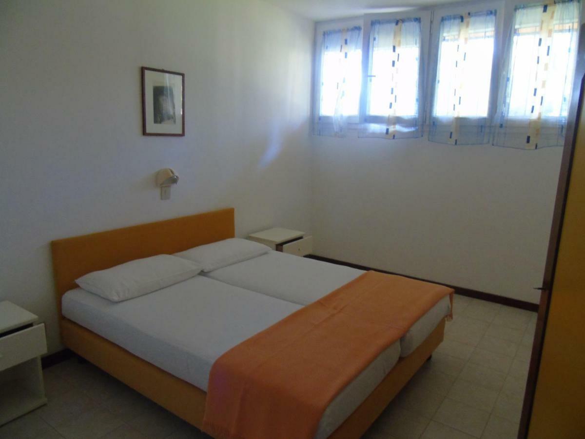 Villa Valeria Lignano Sabbiadoro Bagian luar foto