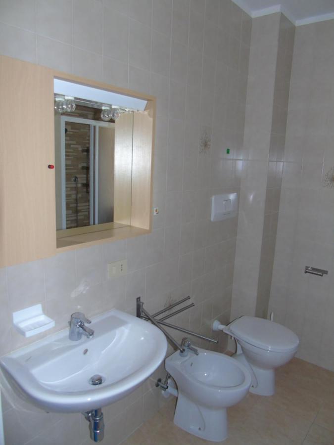 Villa Valeria Lignano Sabbiadoro Bagian luar foto
